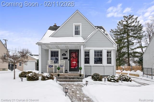 Property Photo:  550 Arthur Street  MI 48170 