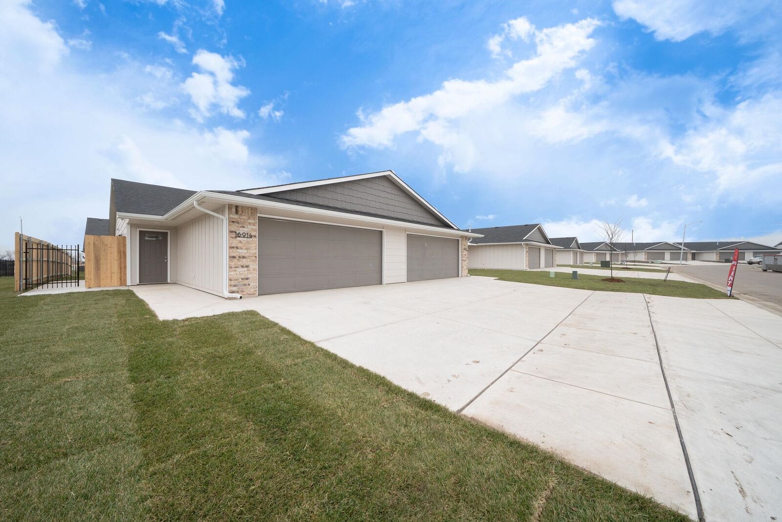 Property Photo:  16908 W Lawson St  KS 67052 