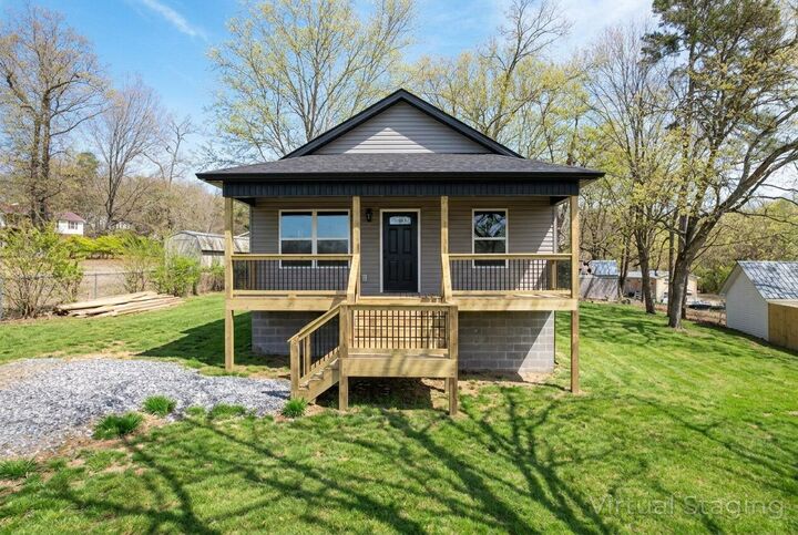 Property Photo:  215 Marion Circle SE  TN 37323 