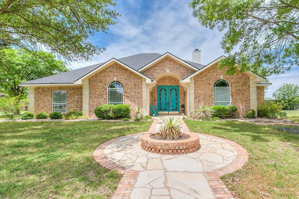 Property Photo:  1001 Avondale Avenue  TX 76901 