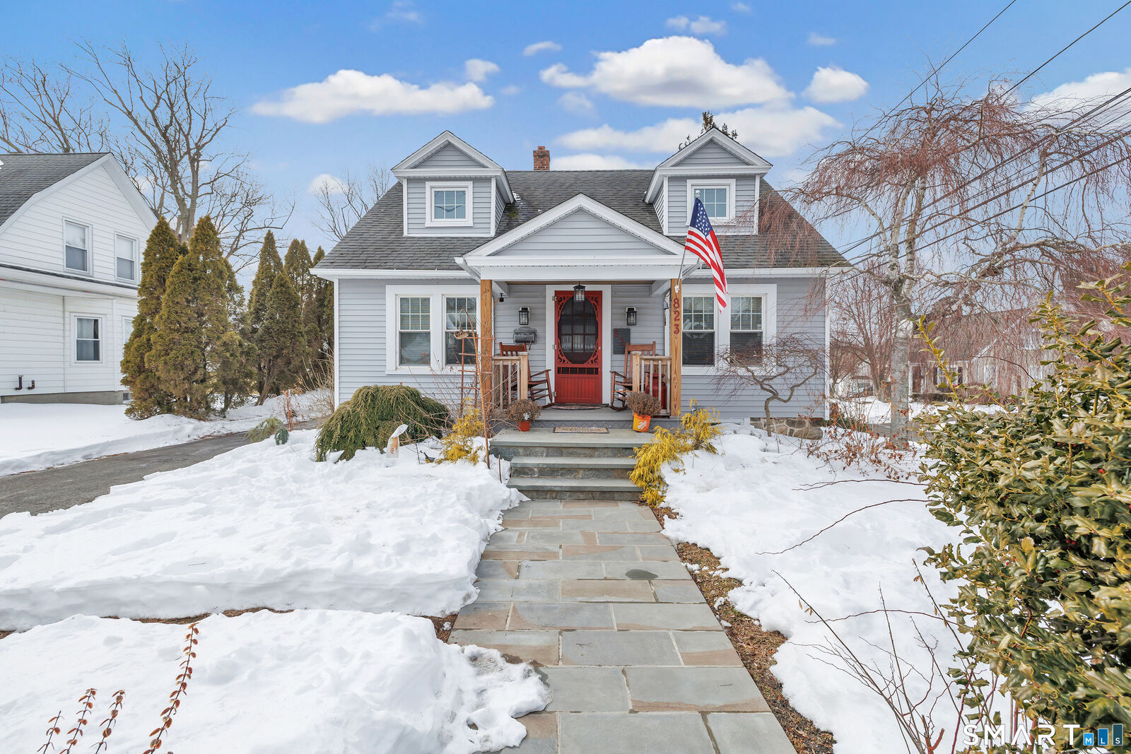 Property Photo:  823 Nichols Avenue  CT 06614 