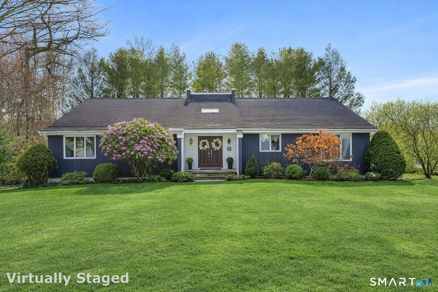 Property Photo:  15 Glenarden Road  CT 06611 