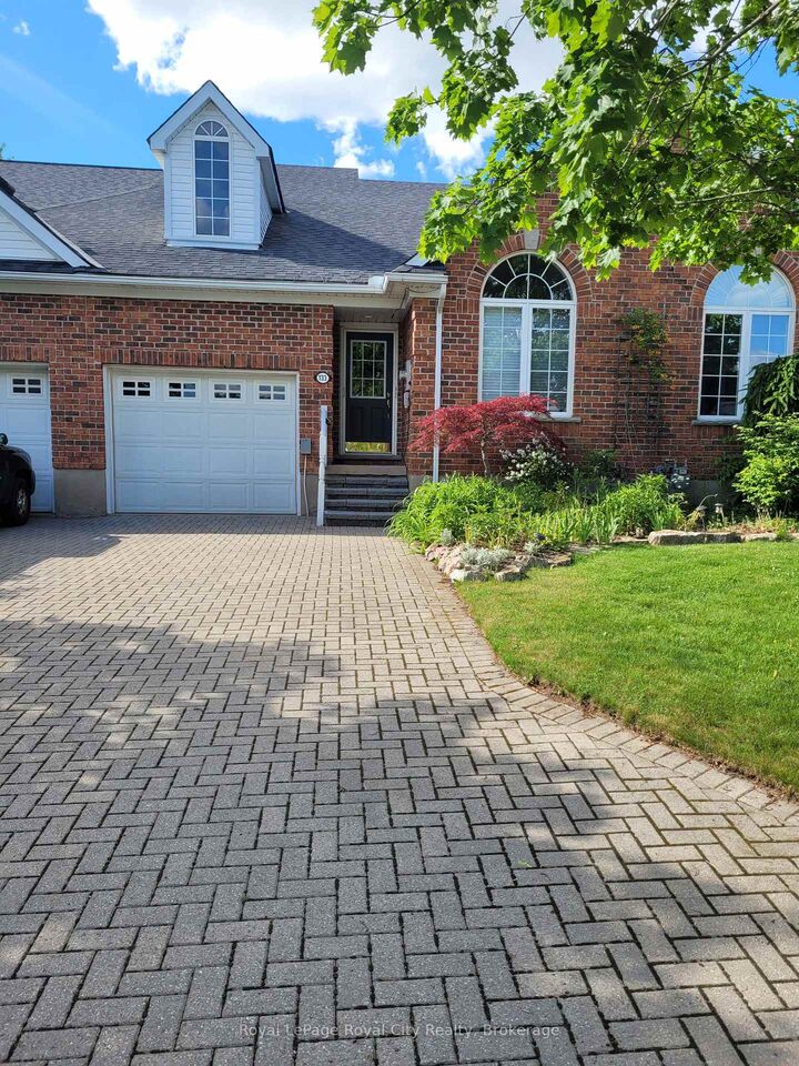 Property Photo: 133 Riverwalk Place ON N0B 2K0