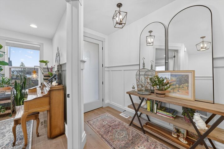 Property Photo: 1390 E Orchard Ridge Lane UT 84037