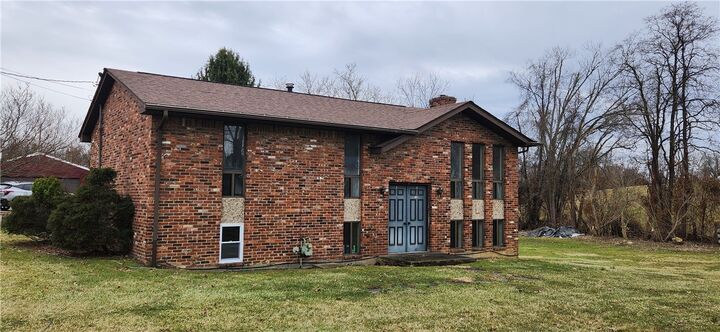 Property Photo:  601 Route 136  PA 15663 