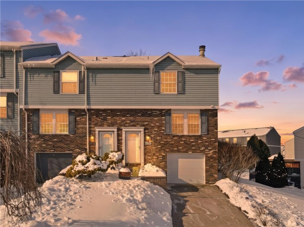 Property Photo:  2518 Hawthorne Dr  PA 15071 