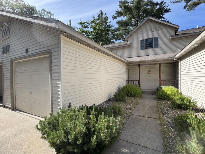 Property Photo: 207 White Deer Trail MI 48651