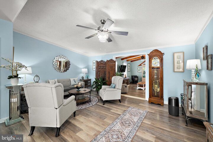 Property Photo:  114 E Holly Drive  DE 19960 