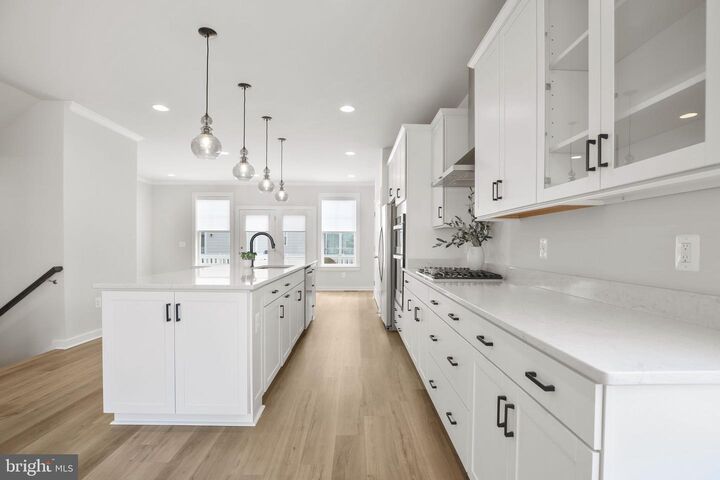 Property Photo: 301 Willis Street VA 22401