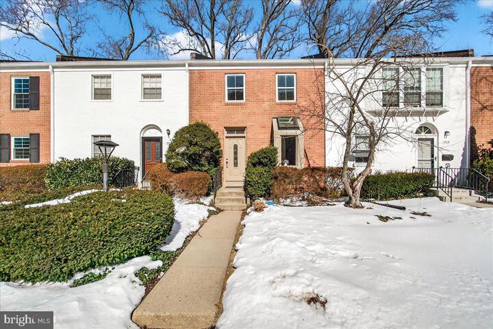 Property Photo:  1911 Lyttonsville Road 1911  MD 20910 