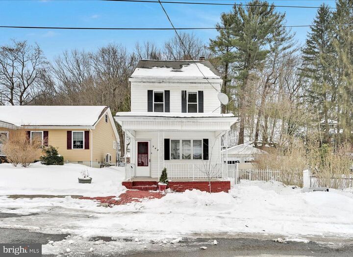 Property Photo:  342 N 2nd Street  PA 17935 