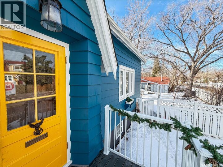 Property Photo:  3601 15th Avenue  SK S4T 1T6 
