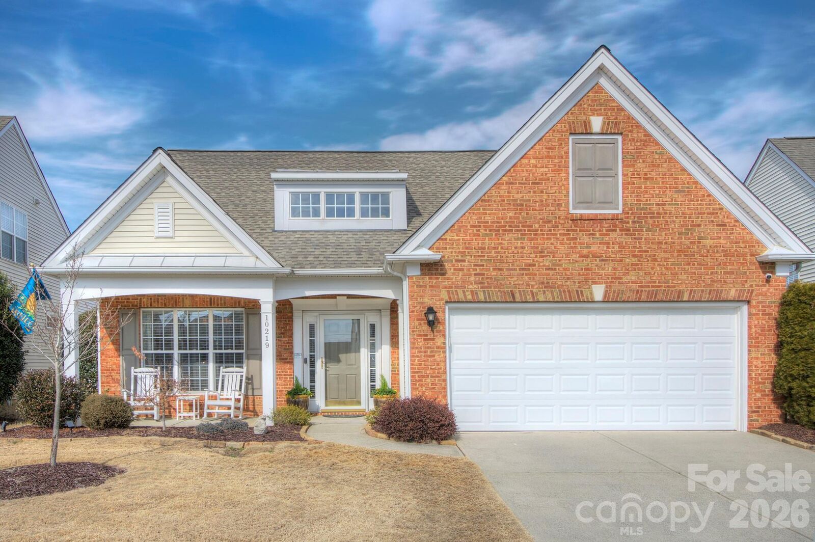 Property Photo: 10219 Threatt Woods Drive NC 28277