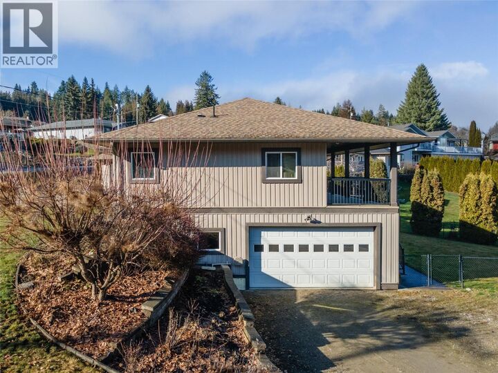 Property Photo:  2483 Marine Place  BC V0E 1H1 