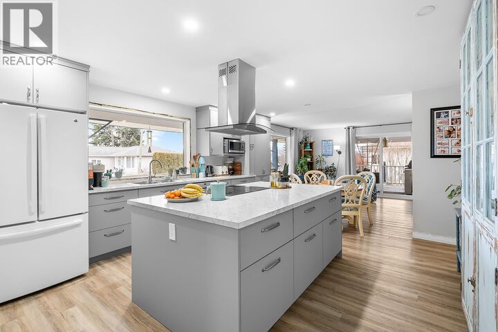 Property Photo: 1220 Cedar Street BC V0B 1G3