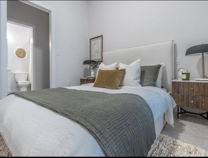 Property Photo: 7375 Horne Street 204 BC V2V 6T8