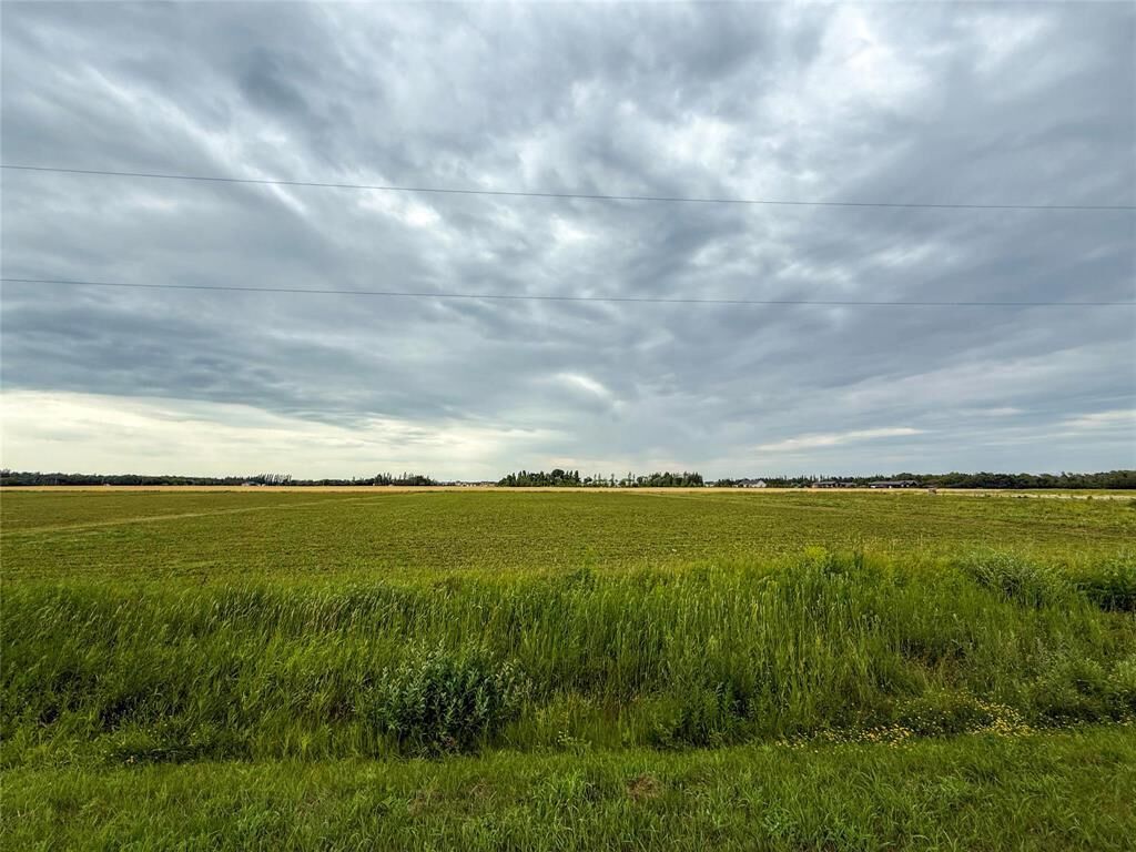 Property Photo:  53 Tom Prince Drive  MB R0C 2L0 