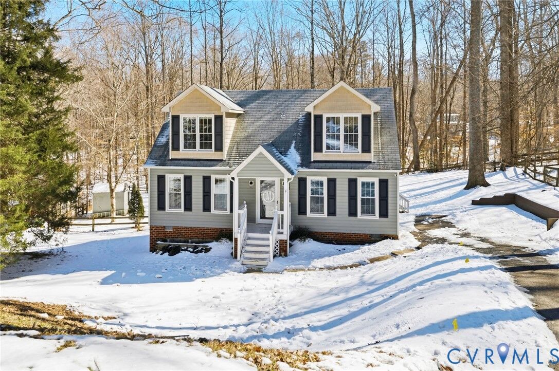 Property Photo:  13903 Deer Thicket Lane  VA 23112 