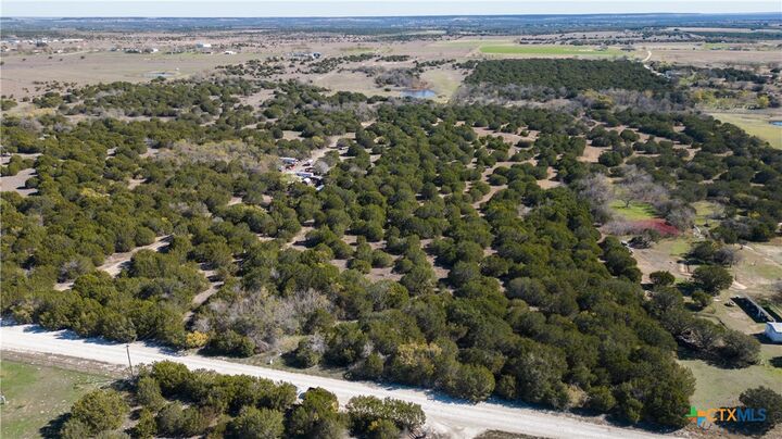Property Photo:  909 Star Lane  TX 76528 