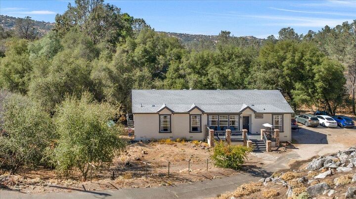 Property Photo: 41391 Long Hollow Lane CA 93614