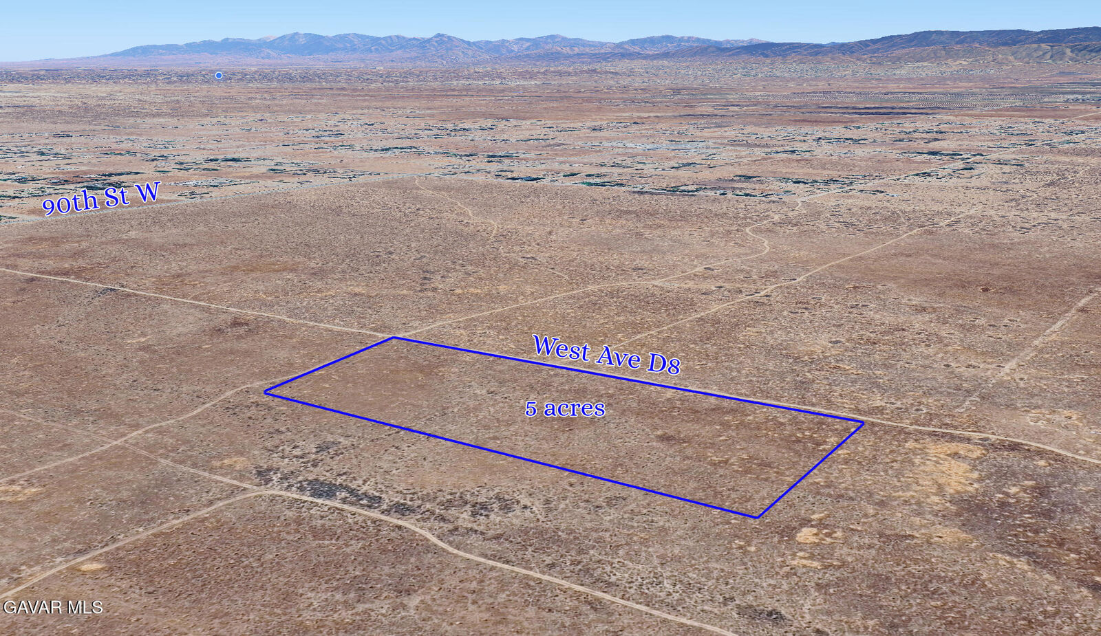 Property Photo:  Cor 95 Stw # D8  CA 93536 