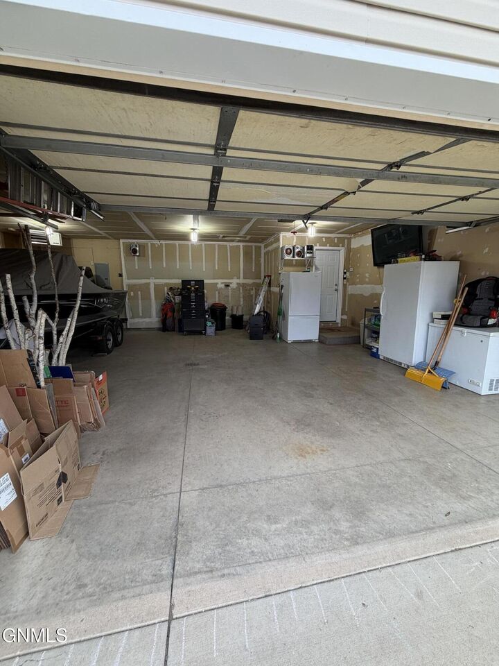 Property Photo:  5420 Prairiewood Drive  ND 58504 