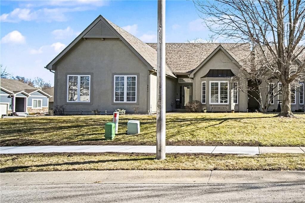 Property Photo:  8623 N Liston Avenue  MO 64154 