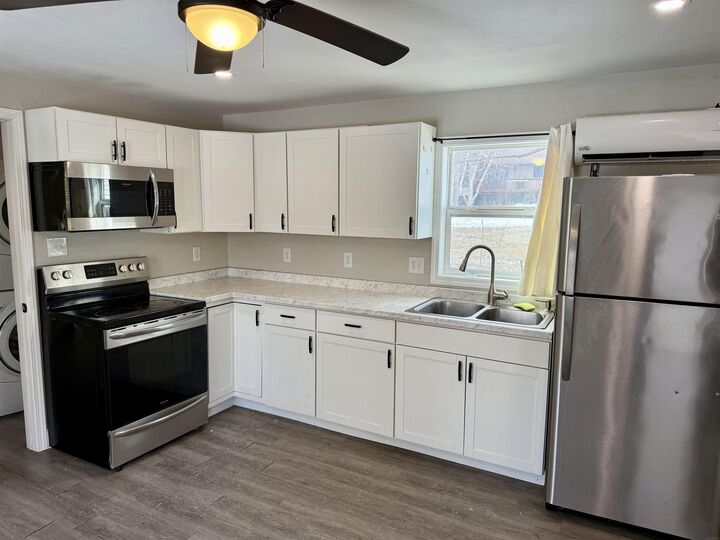 Property Photo:  401 N High Street  IA 50636 