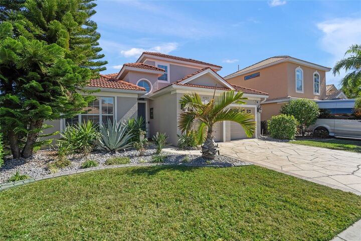 Property Photo:  6723 Tailfeather Way  FL 34203 