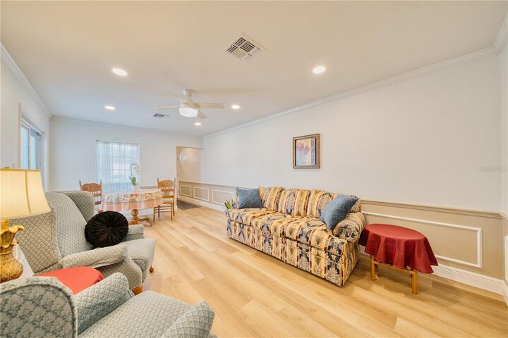 Property Photo: 2084 Countryside Circle S 25 FL 32804