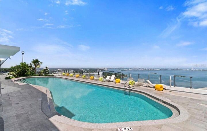 Property Photo:  501 NE 31st Street 1808  FL 33137 