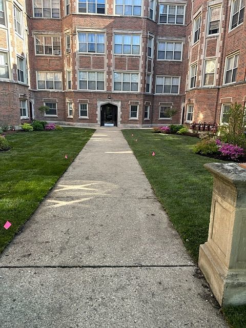 Property Photo:  1724 E 70th Street 2  IL 60649 