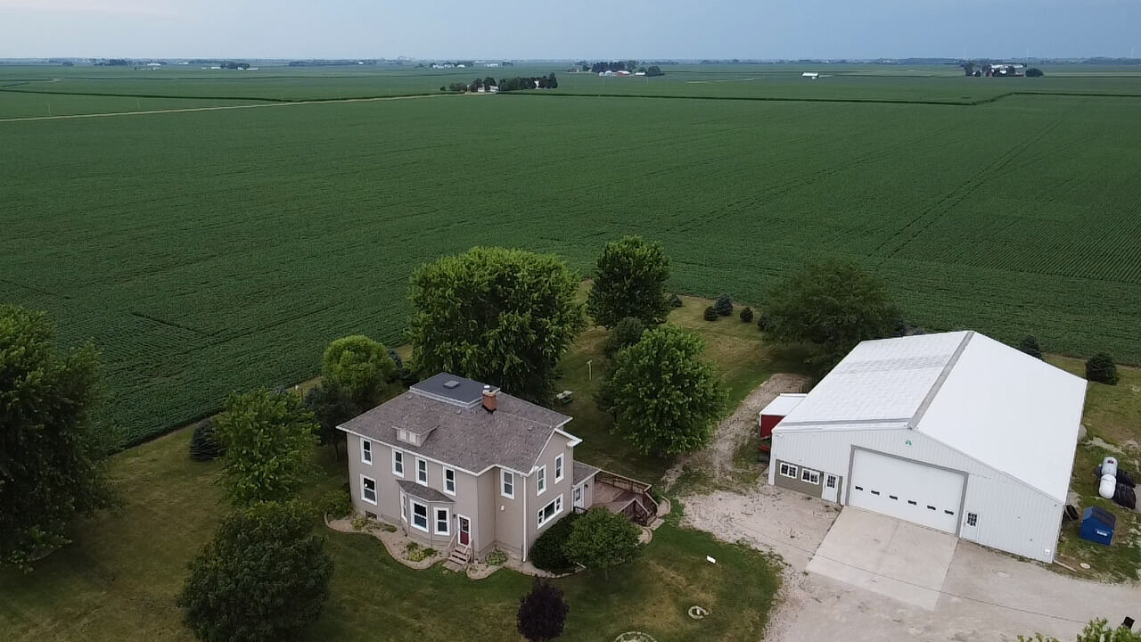 Property Photo:  4731 E 10th Road  IL 60518 