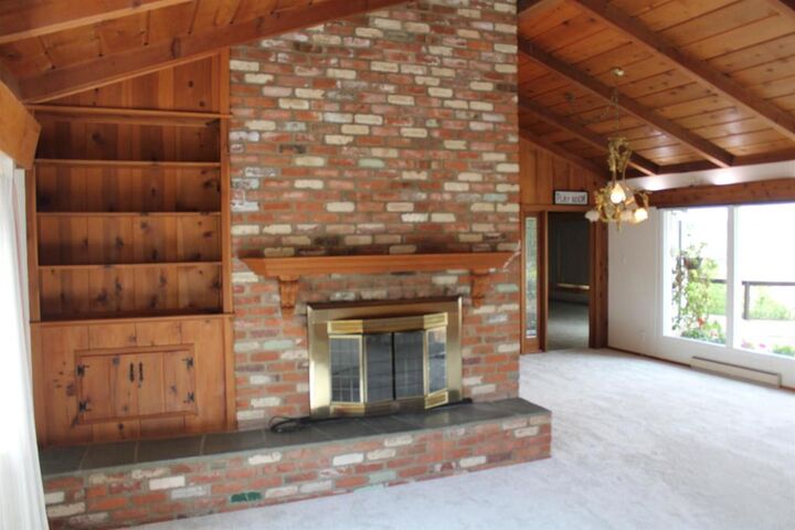 Property Photo: 5810 Loma Verde Drive CA 92067