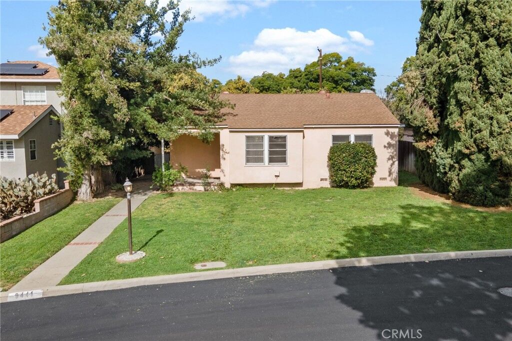 Property Photo: 9441 Ruoff CA 90603