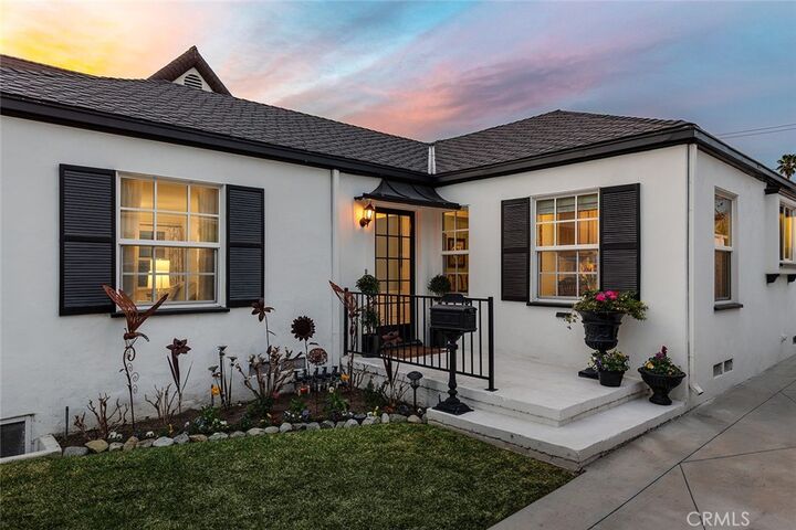 Property Photo: 1641 E Orange Grove CA 91104