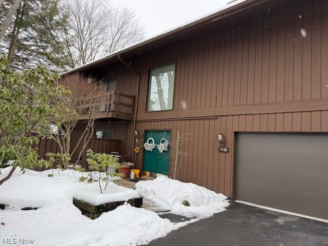 Property Photo:  1938 Hemlock Drive  OH 44240 