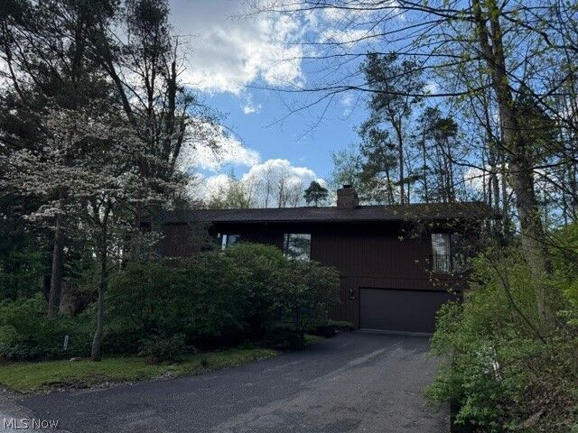 Property Photo:  1938 Hemlock Drive  OH 44240 