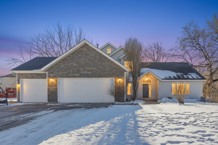 Property Photo:  3113 Chandler Court  MN 55337 