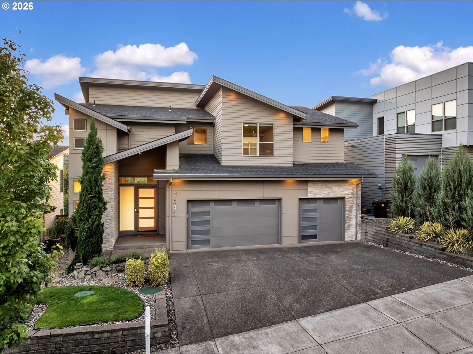 Property Photo:  4645 N Adams St  WA 98607 