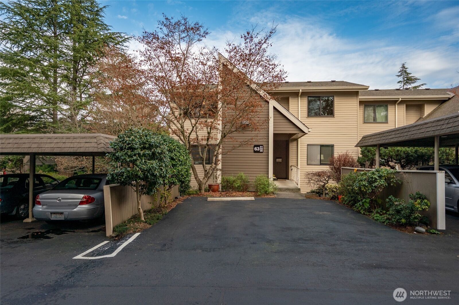 Property Photo:  6301  Sand Point Way NE E3  WA 98115 