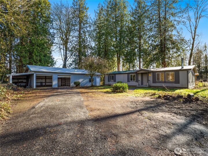 Property Photo:  150  Jorgensen Road  WA 98570 