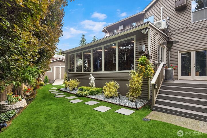 Property Photo:  32807  12th Avenue SW  WA 98023 