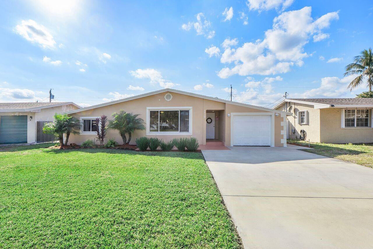 Property Photo:  2410 Montego Drive  FL 33023 