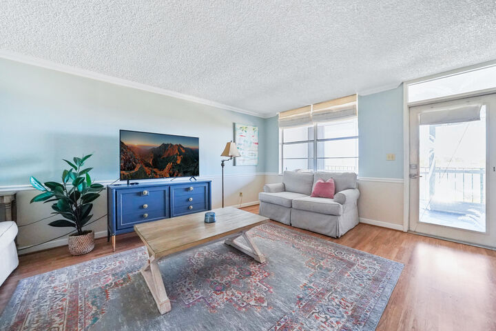 Property Photo:  109 Paradise Harbour Boulevard 414  FL 33408 