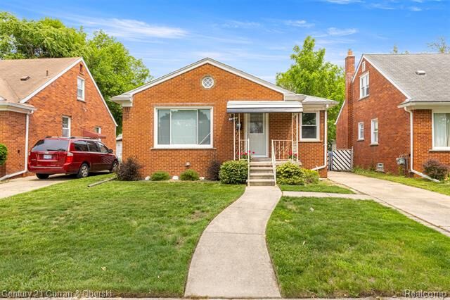 Property Photo:  8276 Riverview Street  MI 48127 
