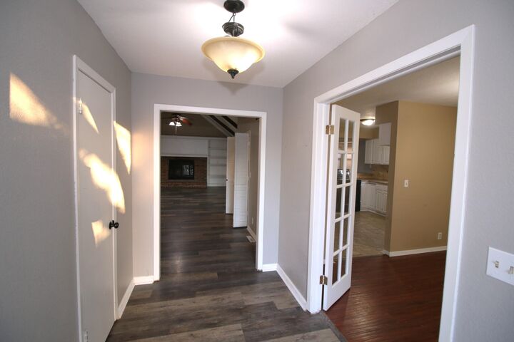 Property Photo:  2440 N Bromfield Cir  KS 67226 