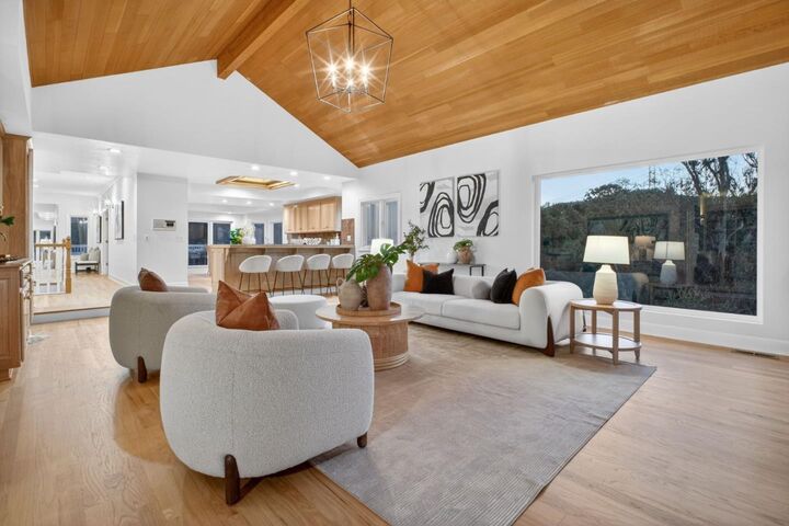 Property Photo:  22334 Regnart Road  CA 95014 