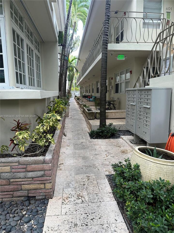 Property Photo:  1340 Drexel Ave 303  FL 33139 