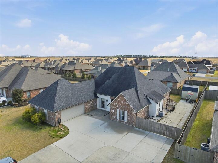 Property Photo: 943 N Ella Kate Lane N LA 70605